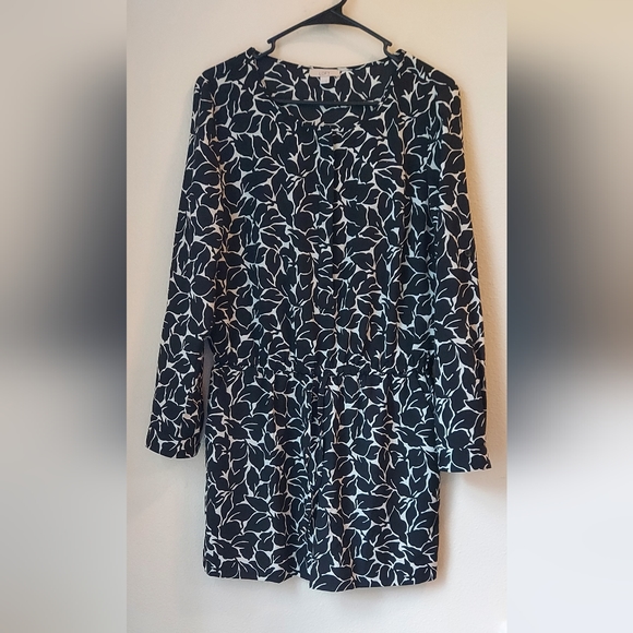 Ann Taylor Loft Drawstring Long Sleeve Short Jumpsuit Size 4 - Picture 4 of 10